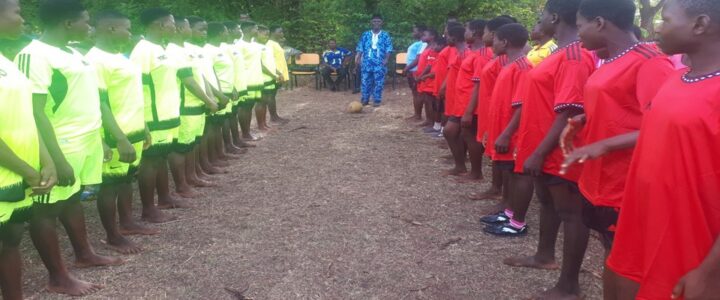 OLF-PCN : le sport, moteur de sensibilisation pour la promotion du leadership féminin à Kouméa. OLF-PCN : le sport, moteur de sensibilisation pour la promotion du leadership féminin à Kouméa.